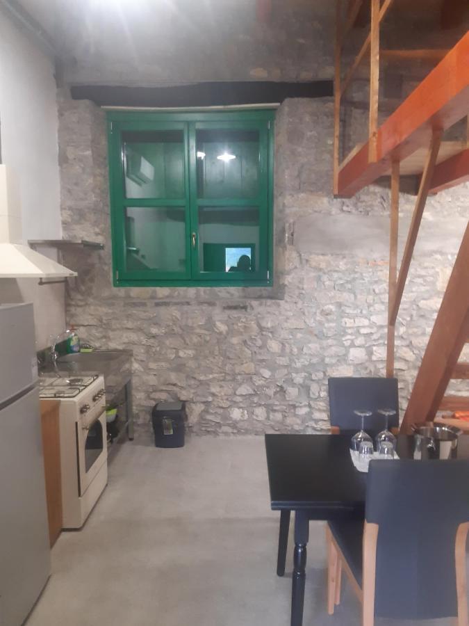 Hisa Vojko Apartment โคบาริด ภายนอก รูปภาพ
